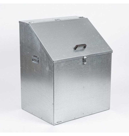 Кормовой ящик на 2 секции со скошенной крышкой КЯ-2с-СК